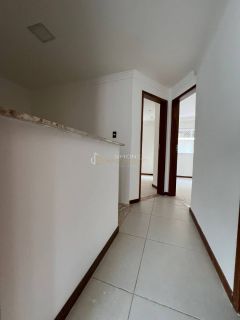 Casa Condomínio Para Alugar 4/4 e 1 suíte Ipitanga