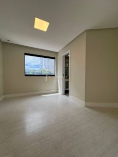 Apartamento 3/4 e 1 suíte Costa Azul