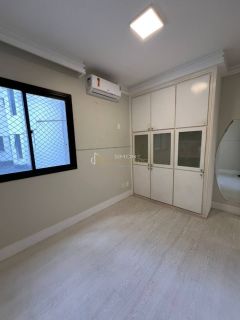 Apartamento 3/4 e 1 suíte Costa Azul