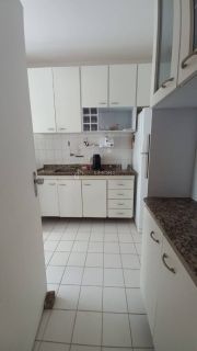 Aluguel de Apartamento 2 /4 e 1 suíte Costa Azul
