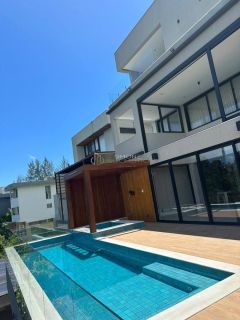 Casa Condomínio 5/4 e 4 suítes Alphaville II em Salvador