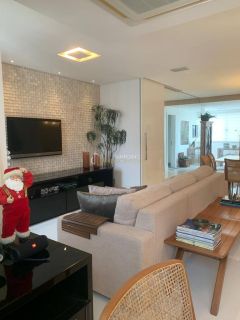 Apartamento 3/4 e 2 suítes Caminho das árvores