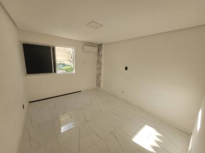 Apartamento 2/4  Costa Azul