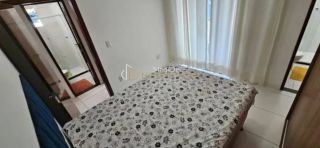 Apartamento Para Vender com 2 quartos 3 suítes no bairro Itapuã em Salvador