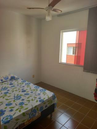 Apartamento a venda com 2quartos sendo 1 suíte com dependência tem 109m2  em Armação - Salvador - BA