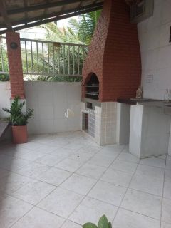 Apartamento a venda com 2quartos sendo 1 suíte com dependência tem 109m2  em Armação - Salvador - BA