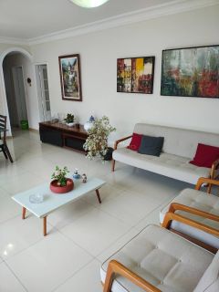 Apartamento a venda com 4quartos sendo 1 suíte, tem 165m2, nascente total em Pituba - Salvador - BA