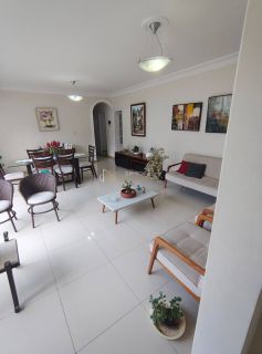 Apartamento a venda com 4quartos sendo 1 suíte, tem 165m2, nascente total em Pituba - Salvador - BA