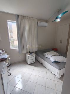 Apartamento a venda com 4quartos sendo 1 suíte, tem 165m2, nascente total em Pituba - Salvador - BA