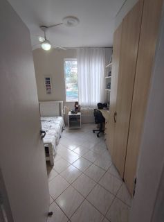 Apartamento a venda com 4quartos sendo 1 suíte, tem 165m2, nascente total em Pituba - Salvador - BA
