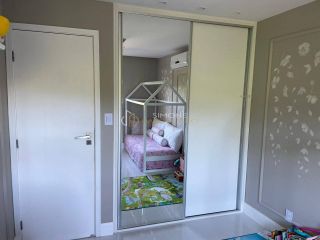 Apartamento a venda com 3 quartos sendo 1 suíte, tem 159m2, nascente, no Itaigara - Salvador - BA