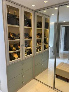 Apartamento a venda com 3 quartos sendo 1 suíte, tem 159m2, nascente, no Itaigara - Salvador - BA
