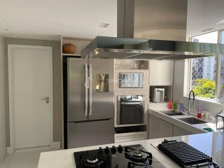 Apartamento a venda com 3 quartos sendo 1 suíte, tem 159m2, nascente, no Itaigara - Salvador - BA