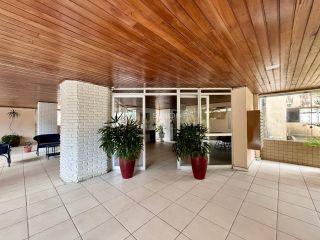 Apartamento venda com 2quartos com dependência de empregada tem 73m2, 1 vaga  em Brotas -Salvador-BA