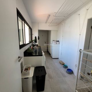 Apartamento à venda com 3 quartos sendo 1suite, tem 178m2 com dependência  em Pituba - Salvador - BA