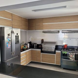 Apartamento à venda com 3 quartos sendo 1suite, tem 178m2 com dependência  em Pituba - Salvador - BA