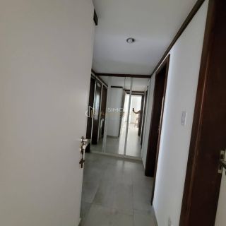 Apartamento à venda com 3 quartos sendo 1suite, tem 178m2 com dependência  em Pituba - Salvador - BA