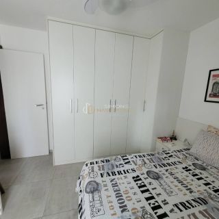 Apartamento à venda com 3 quartos sendo 1suite, tem 178m2 com dependência  em Pituba - Salvador - BA