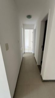 Apartamento a venda com 3 quartos sendo 1 suíte, tem 74m2, varanda, 1 vaga em Imbuí - Salvador - BA
