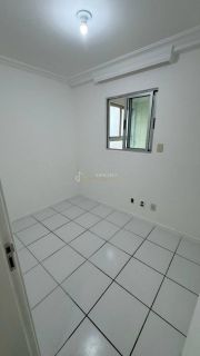 Apartamento a venda com 3 quartos sendo 1 suíte, tem 74m2, varanda, 1 vaga em Imbuí - Salvador - BA