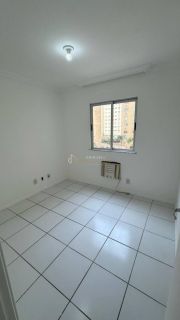 Apartamento a venda com 3 quartos sendo 1 suíte, tem 74m2, varanda, 1 vaga em Imbuí - Salvador - BA