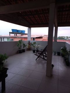 Casa a venda com 3 quartos sendo 1 suíte na Estrada da Muriçoca no Vale dos Lagos - Salvador-Ba