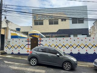 Escola a venda com 1200 metros quadrados já pronta para atuar em Vila Laura - Salvador – BA.