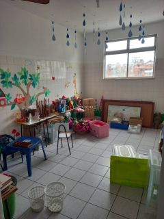 Escola a venda com 1200 metros quadrados já pronta para atuar em Vila Laura - Salvador – BA.