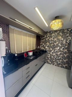 Casa Cond. Fechado à venda com 3Suites tem 169m2 com varanda em Buraquinho - Lauro de Freitas - BA