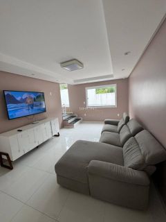 Casa Cond. Fechado à venda com 3Suites tem 169m2 com varanda em Buraquinho - Lauro de Freitas - BA