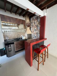 Casa Cond. Fechado à venda com 3Suites tem 169m2 com varanda em Buraquinho - Lauro de Freitas - BA