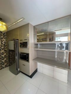 Casa Cond. Fechado à venda com 3Suites tem 169m2 com varanda em Buraquinho - Lauro de Freitas - BA