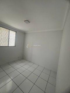 APARTAMENTO 2/4 TÉRREO NA SUSSUARANA