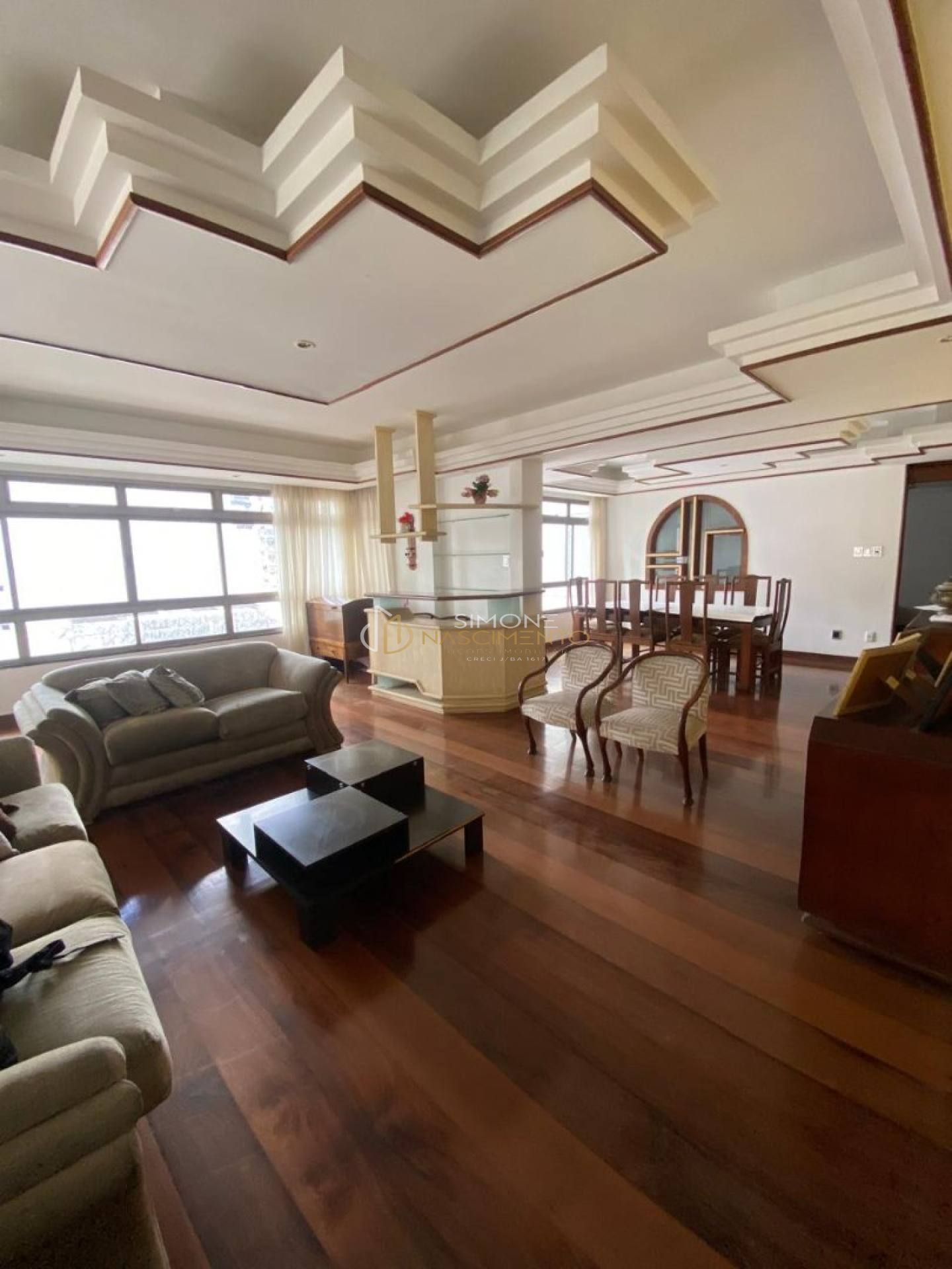 Apartamento 4/4 e  3 suítes Graça