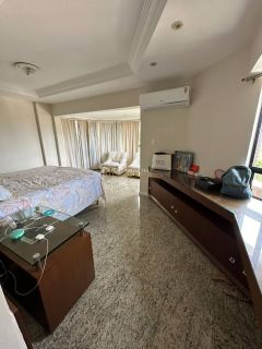 Apartamento 4 suítes Porteira Fechada Horto Florestal