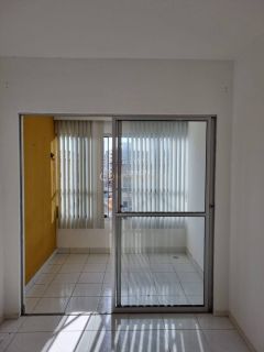 Apartamento 2 /4 e 1 suíte Armação