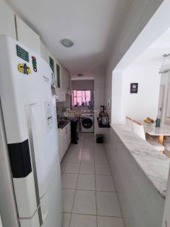 Apartamento 2 /4 e 1 suíte Armação