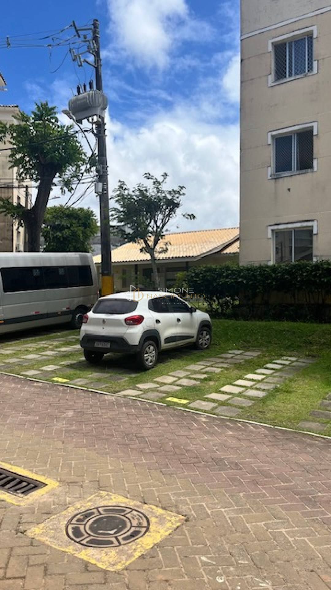 Apartamento Para Alugar 3/4 e 1 suíte Buraquinho