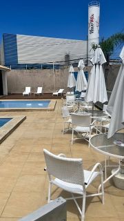 Apartamento Para Alugar 3/4 e 1 suíte Buraquinho