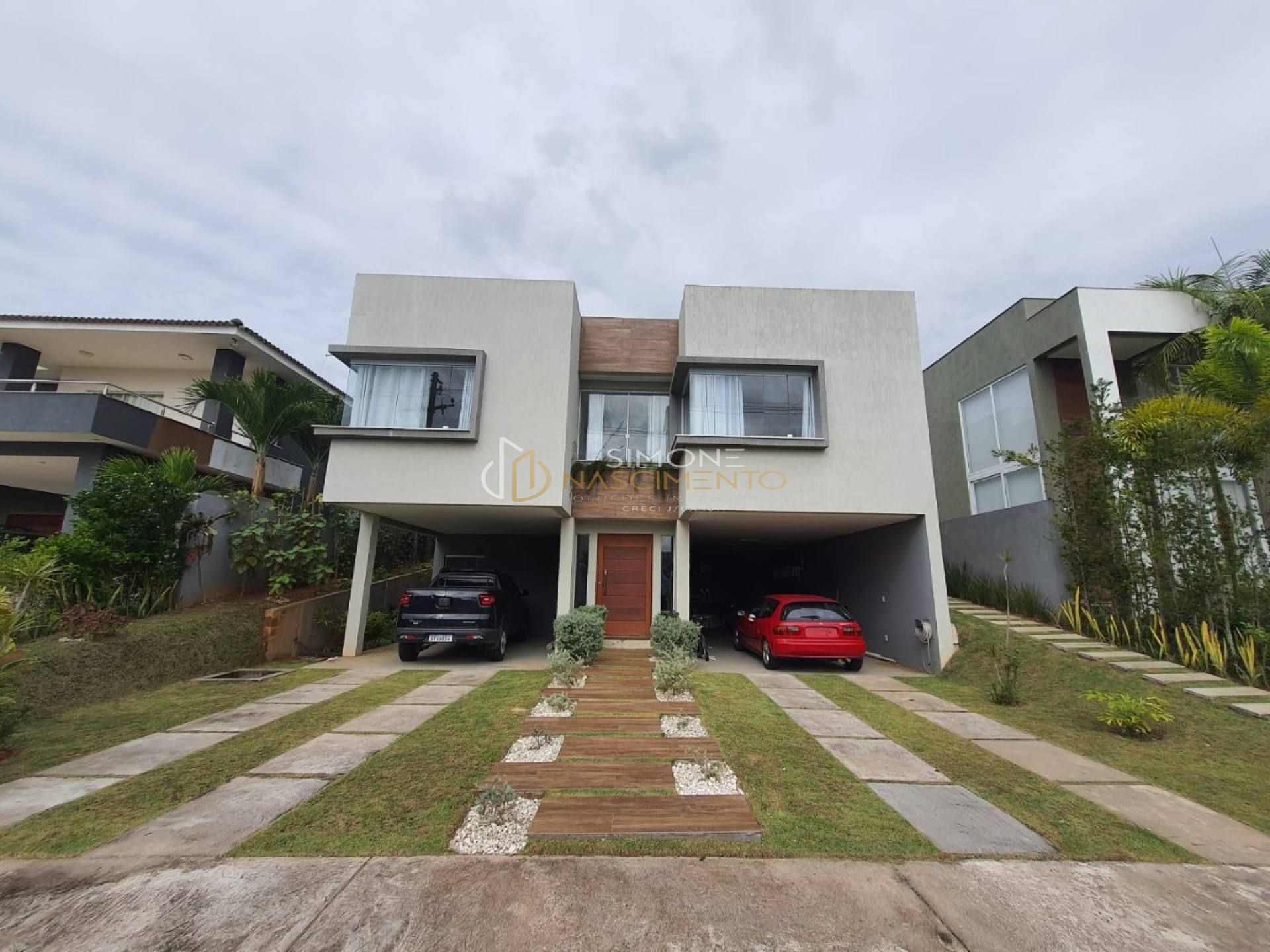 Casa  Condomínio 3 suítes  Alphaville I Abrantes