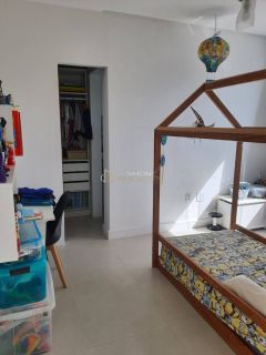 Casa  Condomínio 3 suítes  Alphaville I Abrantes