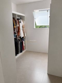 Casa  Condomínio 3 suítes  Alphaville I Abrantes