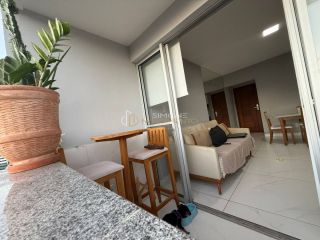 Apartamento 3/4 Reformado em Vila Laura - 78m² - 1 Suíte - 1 Vaga -