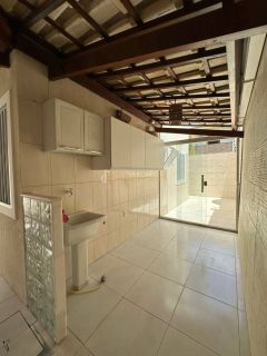 Casa Solta 4/4 e 1 suíte  Ipitanga