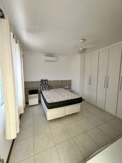 Casa Solta 4/4 e 1 suíte  Ipitanga