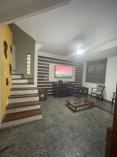 Casa Condomínio à venda  com 4quartos sendo 2suites tem 204m2, em São Cristóvão - Salvador - BA