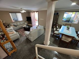 Casa de Condomínio Para Alugar 3/4 e  1 suítes  Buraquinho
