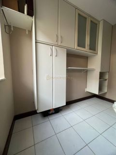 Casa de Condomínio Para Alugar 3/4 e  1 suítes  Buraquinho