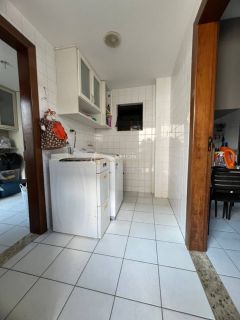 Casa de Condomínio Para Alugar 3/4 e  1 suítes  Buraquinho