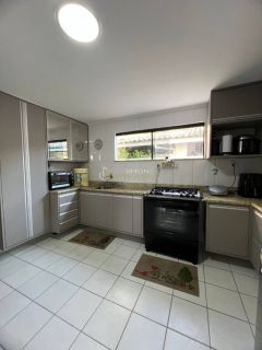 Casa de Condomínio Para Alugar 3/4 e  1 suítes  Buraquinho